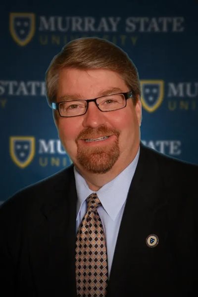 Former Murray State provost sues school for breach of contract