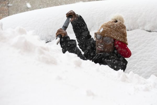 Lake-effect snow could dump 6 feet on Great Lakes states this week