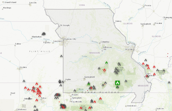 Southeast Missouri wildfires burn nearly 1000 acres