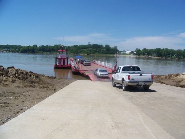 Cave-in-Rock ferry back open as Ohio River levels fall