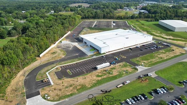 Amazon set to open distribution facility in Paducah