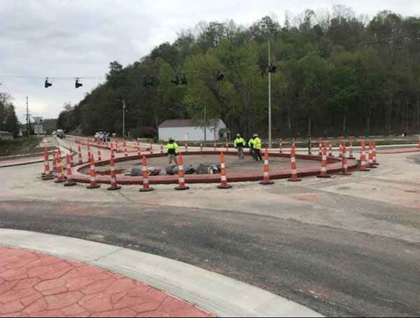 Several residents attend KYTC meeting about Mayfield roundabouts