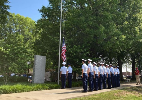 Paducah celebrates Flag Day this morning