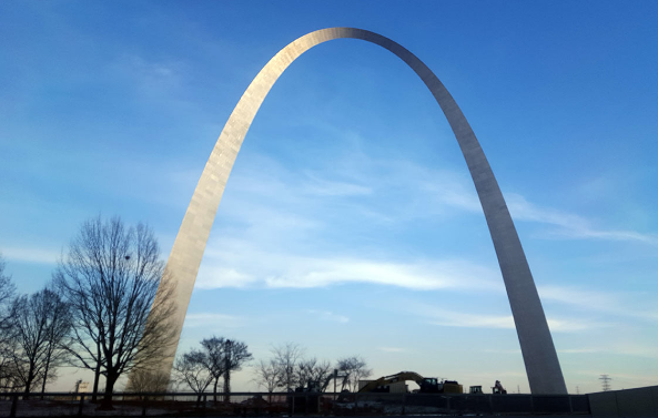 Passengers get stuck in St. Louis Arch trams for two hours
