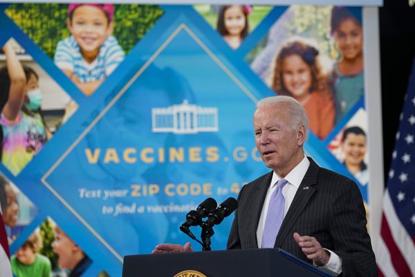 Judge blocks Biden vaccine mandate for federal contractors