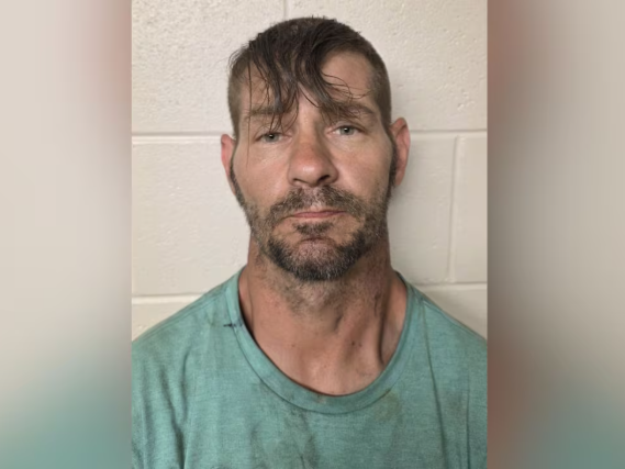 Cunningham man charged with making threatening posts on social media
