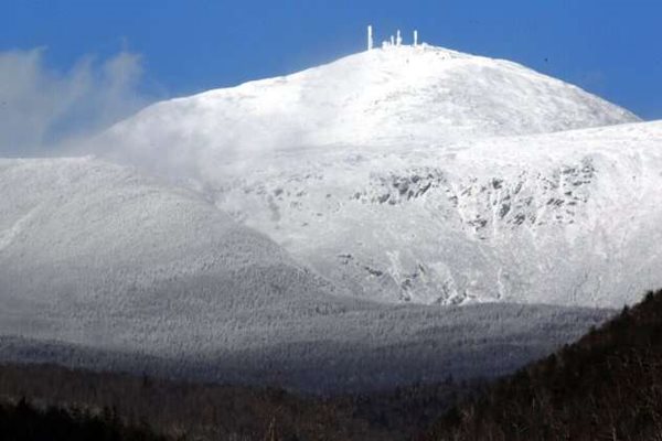 Wind chill hits record  -114 on New Hampshire mountain peak