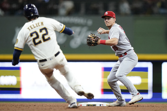 Cardinals lose 90th game for first time since 1990, fall to Brewers 3-0