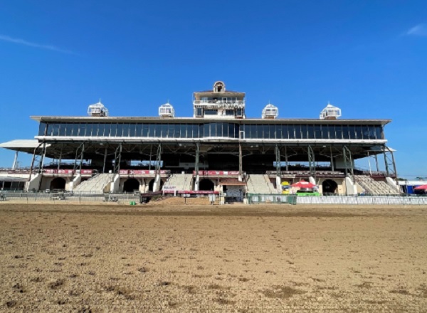 Churchill Downs completes $79M purchase of Ellis Park