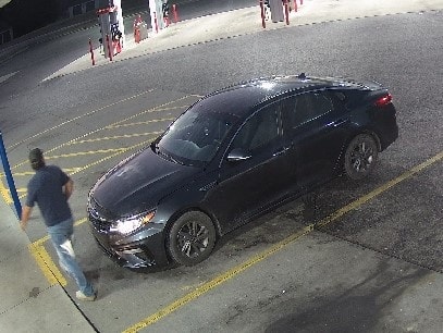 Benton police searching for suspect 