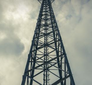 Commissioners approve lease on one of two new towers for expanded 911 system