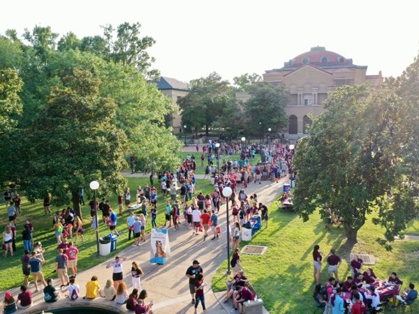 SIU enrolls biggest freshman class in six years