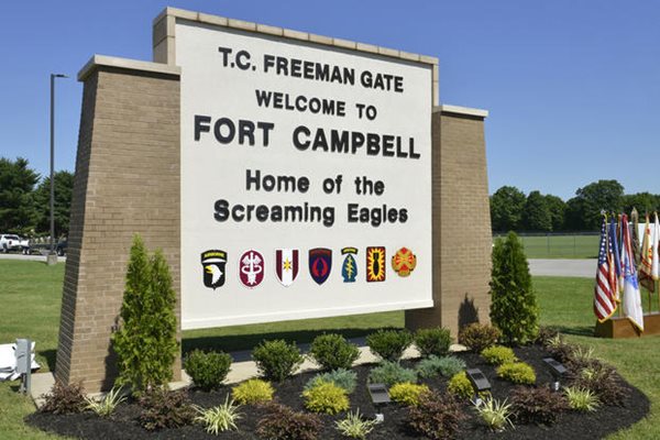Fort Campbell soldiers attending services for D-Day veteran