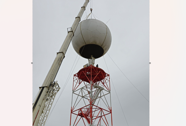 Paducah's weather radar dome removed during service work