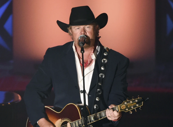 Country singer-songwriter Toby Keith has died after battling