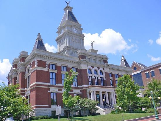 Clarksville Buzzes About Boom, Ground Shaking