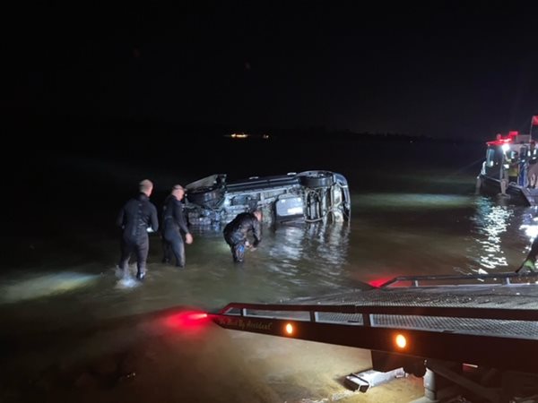 Submerged SUV recovered from Ohio River