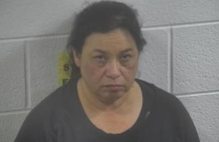 Murray woman accused of selling drugs at the drive-thru