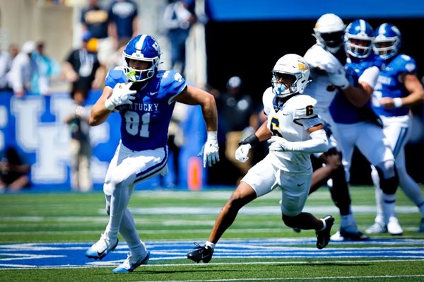 Stoops pleased with Cats' response in practice ahead of SEC opener