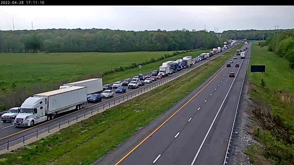 I-24 blocked for several hours by overturned semi