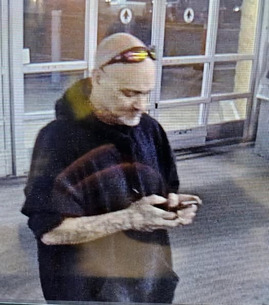 Benton Police searching for suspect 