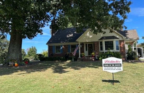 October West West Kentucky Star - Living