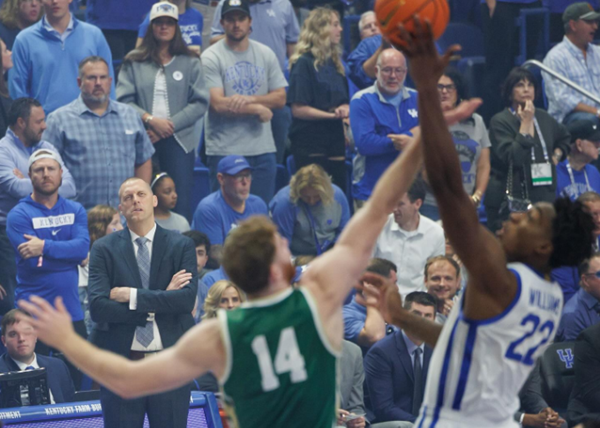 Mark Pope era starts with UK blowout of Wright State 103-62