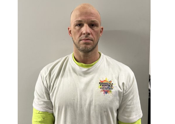 Wingo man charged with selling meth