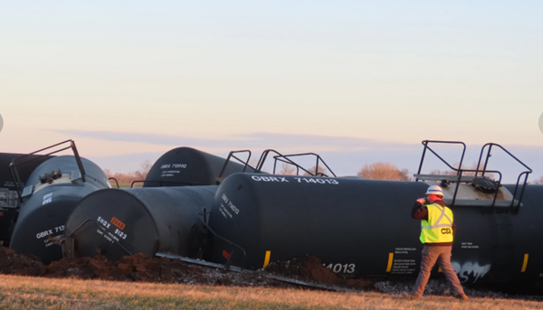 Track open but US 41 still closed as NTSB investigates Todd County train derailment