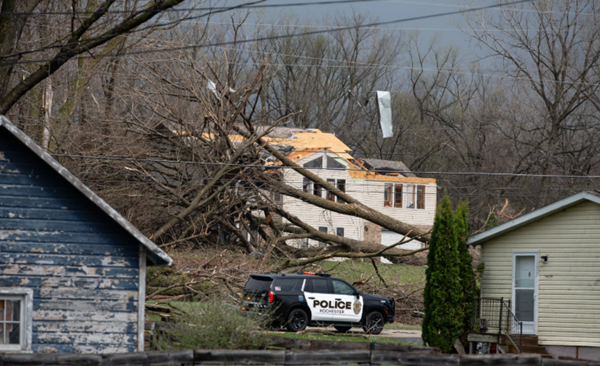 Heavy damage but no deaths in latest round of Midwest severe storms