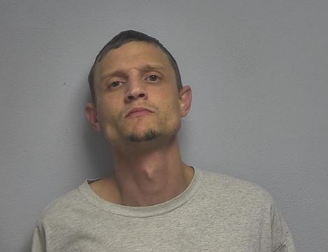 Wanted McCracken County man arrested for drugs while walking on Lovelaceville Road
